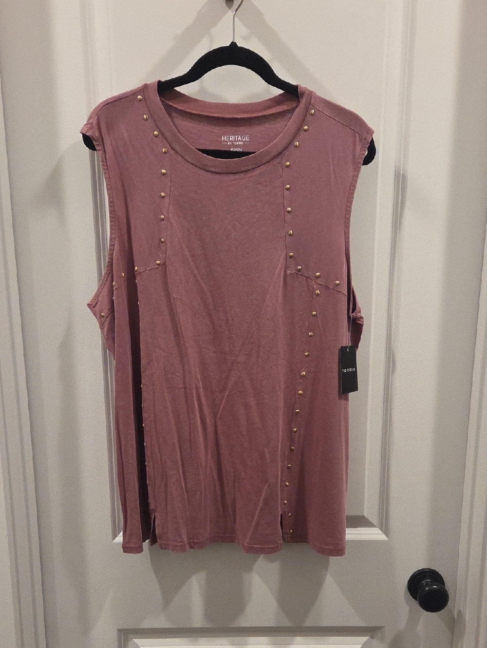 Heritage By Torrid Stud-Trim Muscle Tank in Dusty Mauve